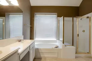 2221 Briary Trace Ct, Lewisville, TX 75077 - Photo 28