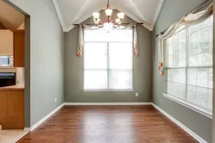 2221 Briary Trace Ct, Lewisville, TX 75077 - Photo 6