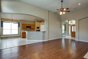 2221 Briary Trace Ct, Lewisville, TX 75077 - Photo 12