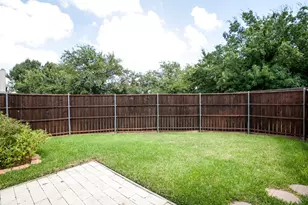 2221 Briary Trace Ct, Lewisville, TX 75077 - Photo 32