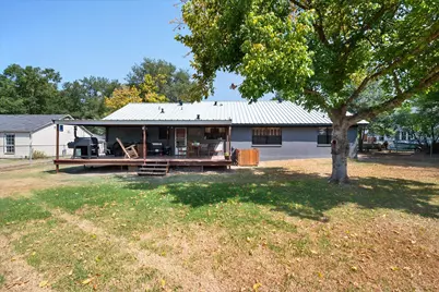 427 E Bradley Street, Fairfield, TX 75840 - Photo 28