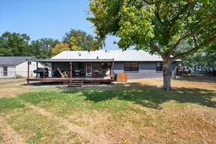 427 E Bradley St, Fairfield, TX 75840 - Photo 28