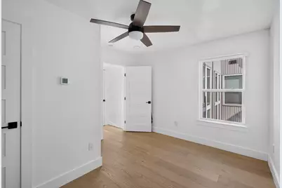 2349 N Carroll Avenue, Dallas, TX 75204 - Photo 20