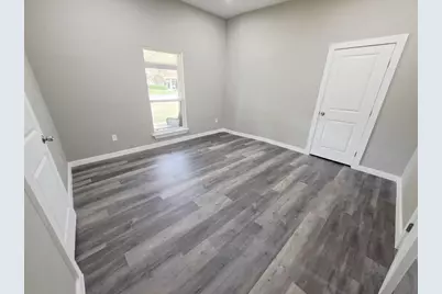 223 E Shreveport Street, Van Alstyne, TX 75495 - Photo 16