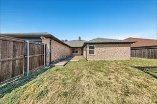 128 Annette St, Lancaster, TX 75146 - Photo 16