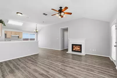 10616 Shadywood Drive, Fort Worth, TX 76140 - Photo 10