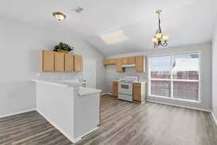 10616 Shadywood Dr, Fort Worth, TX 76140 - Photo 14