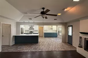 2809 Sarah Dr, Pantego, TX 76013 - Photo 8