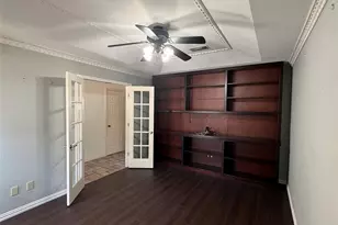 2809 Sarah Dr, Pantego, TX 76013 - Photo 2