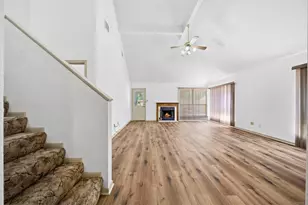 1111 Springhill St, Bellmead, TX 76705 - Photo 14