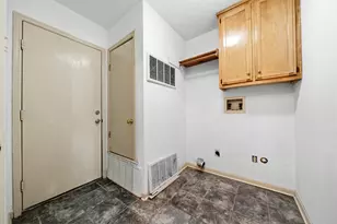 1111 Springhill St, Bellmead, TX 76705 - Photo 22