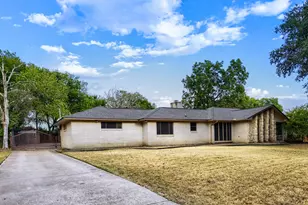 1760 S Duncanville Rd, Cedar Hill, TX 75104 - Photo 2