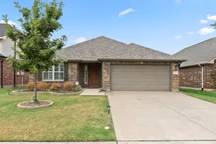 4741 Meadow Green Trail, Fort Worth, TX 76244 - Photo 6