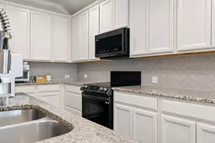 4741 Meadow Green Trail, Fort Worth, TX 76244 - Photo 4