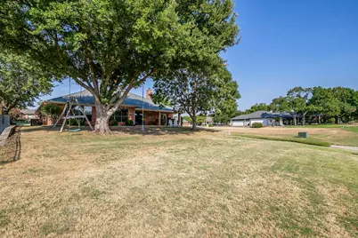 8810 Bellechase Road, Granbury, TX 76049 - Photo 36