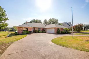 8810 Bellechase Rd, Granbury, TX 76049 - Photo 1