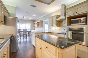 8810 Bellechase Rd, Granbury, TX 76049 - Photo 10