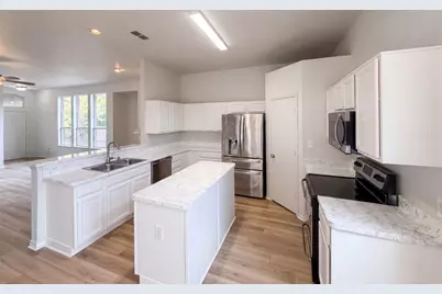 825 Dixon Lane, Denton, TX 76207 - Photo 6