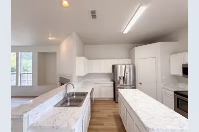 825 Dixon Lane, Denton, TX 76207 - Photo 2