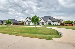 5850 Harper Dr, Midlothian, TX 76065 - Photo 2