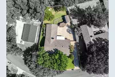 8565 Briargrove Drive, Woodway, TX 76712 - Photo 38