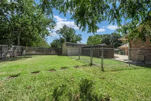 8565 Briargrove Dr, Woodway, TX 76712 - Photo 18