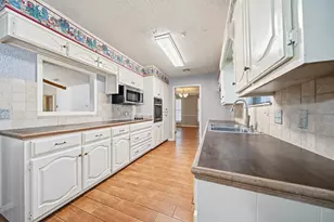 8565 Briargrove Dr, Woodway, TX 76712 - Photo 22