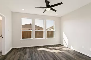 1426 Dry Crk Dr, Cleburne, TX 76033 - Photo 10