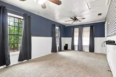 2640 Pioneer Street, Fort Worth, TX 76119 - Photo 10