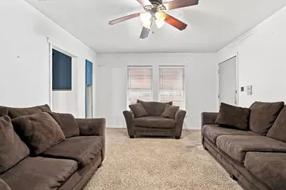 2640 Pioneer Street, Fort Worth, TX 76119 - Photo 6