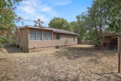 2640 Pioneer Street, Fort Worth, TX 76119 - Photo 32