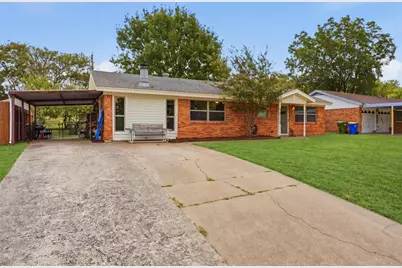 824 Crosby Avenue, White Settlement, TX 76108 - Photo 4