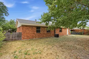 824 Crosby Ave, White Settlement, TX 76108 - Photo 20