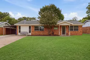 824 Crosby Ave, White Settlement, TX 76108 - Photo 2