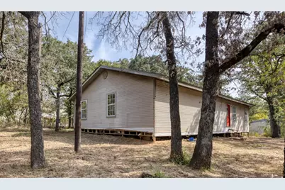 2513 Aspen Lane, Burleson, TX 76028 - Photo 2