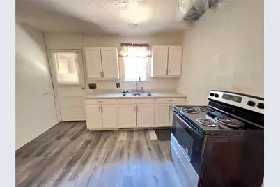 1323 S Denley Drive, Dallas, TX 75216 - Photo 4