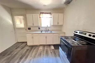 1323 S Denley Dr, Dallas, TX 75216 - Photo 4