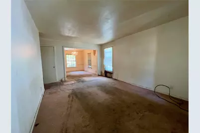 1323 S Denley Drive, Dallas, TX 75216 - Photo 2