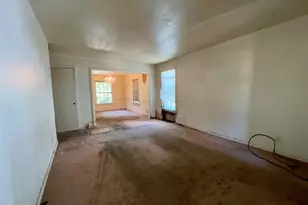 1323 S Denley Dr, Dallas, TX 75216 - Photo 2