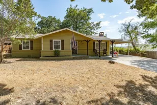 408 Inwood Rd, Azle, TX 76020 - Photo 2