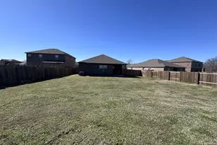 1438 SE Park Trails Blvd, Princeton, TX 75407 - Photo 12