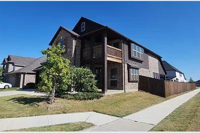 900 Superbloom Avenue, Justin, TX 76247 - Photo 2