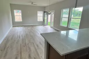 210 Mineral Wells St, Terrell, TX 75160 - Photo 6