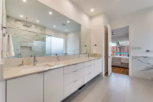 3925 Lively Ln, Dallas, TX 75220 - Photo 12