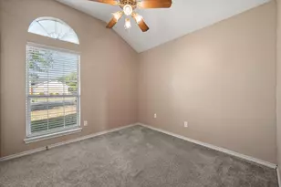 1212 Charles Dr, Alvarado, TX 76009 - Photo 16