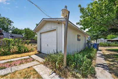 1211 S Montclair Avenue, Dallas, TX 75208 - Photo 30