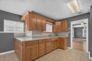 1211 S Montclair Ave, Dallas, TX 75208 - Photo 16