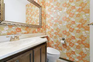 2019 Clubridge Dr, Carrollton, TX 75006 - Photo 10