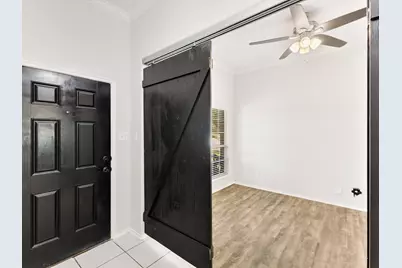 113 Holly Street, Waxahachie, TX 75165 - Photo 8