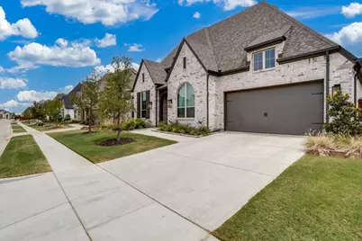 4112 Buffalo Clover Drive, Aubrey, TX 76227 - Photo 4
